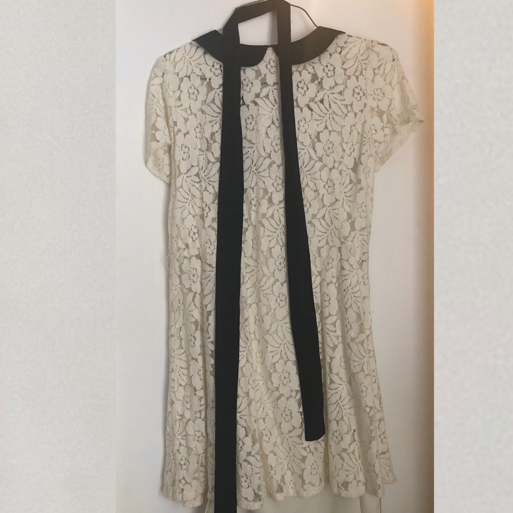 Super cute dress!